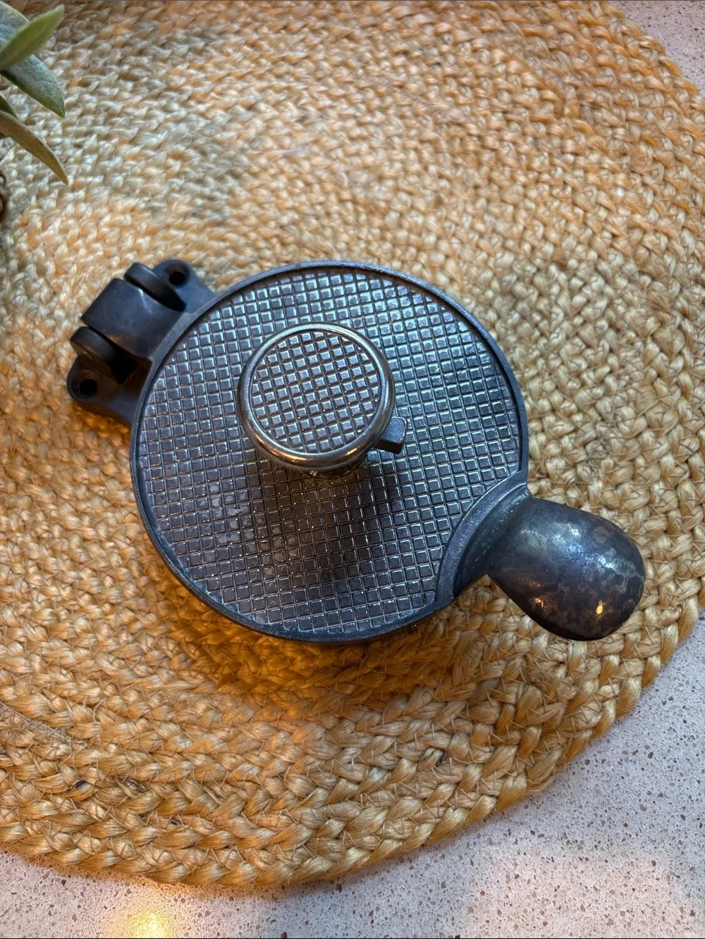 Vintage Cast Aluminum Hinged Hamburger Press